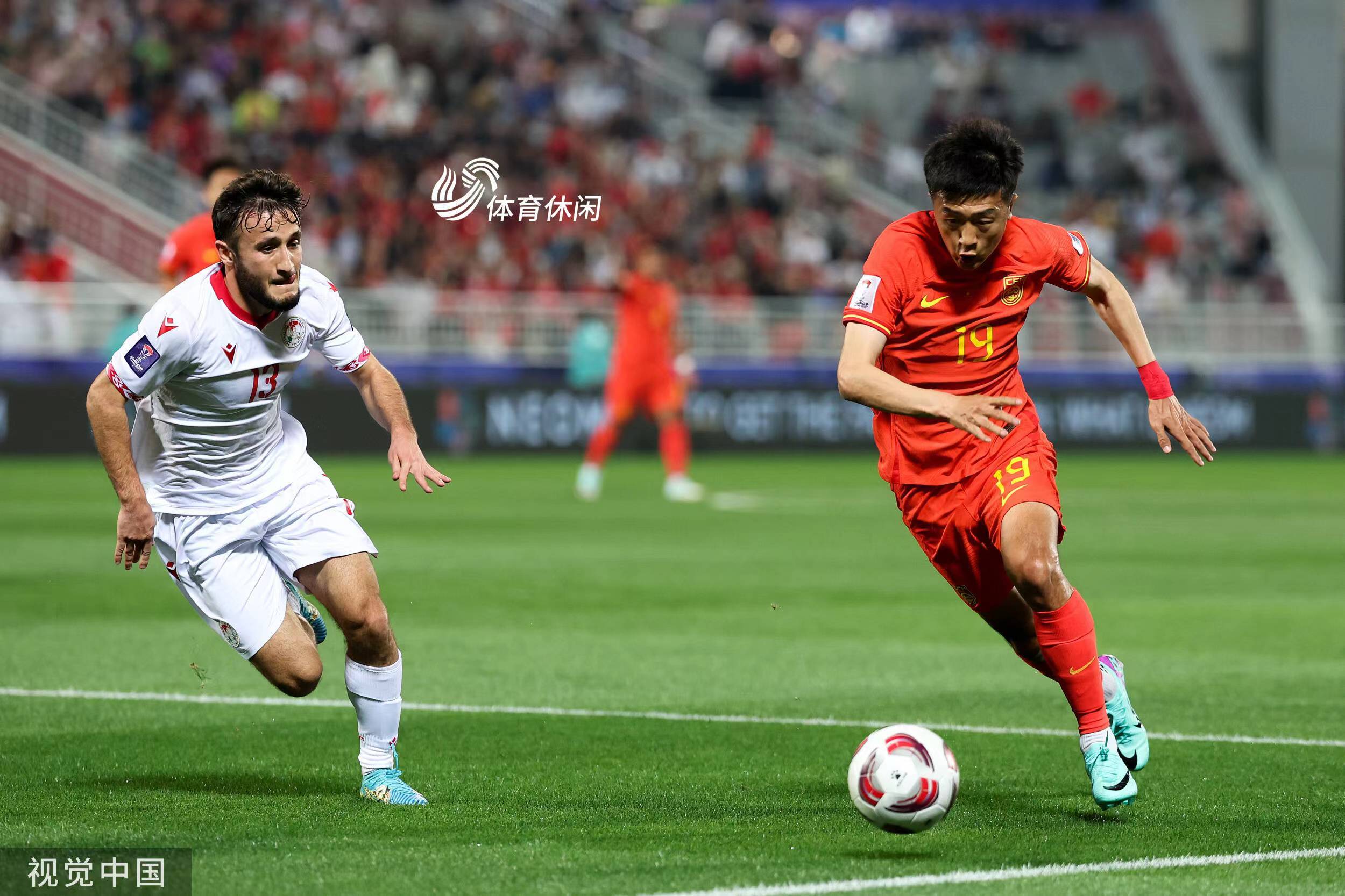 米乐足球官网-中国队在亚洲杯赛场上实现胜利继续前行的简单介绍